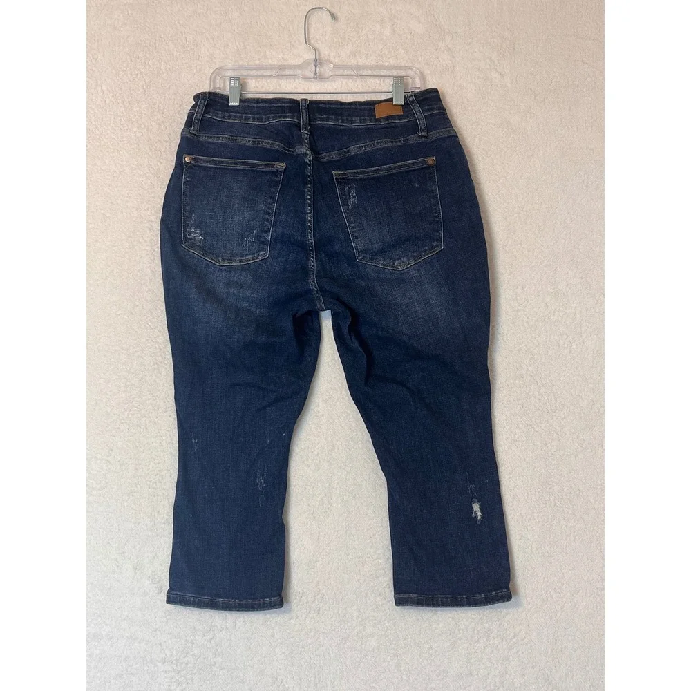 Judy Blue Capri Fit Distressed Dark Wash Denim Jeans 16W JB88211 DK-CO